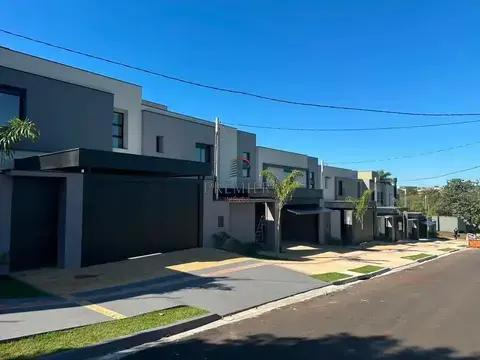 Sobrado de Alto Padrão com 3 Suítes à Venda, 200m² - Jardim Burle Marx – Londrina/ Pr